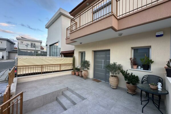 2 Bedroom Semi-detached House